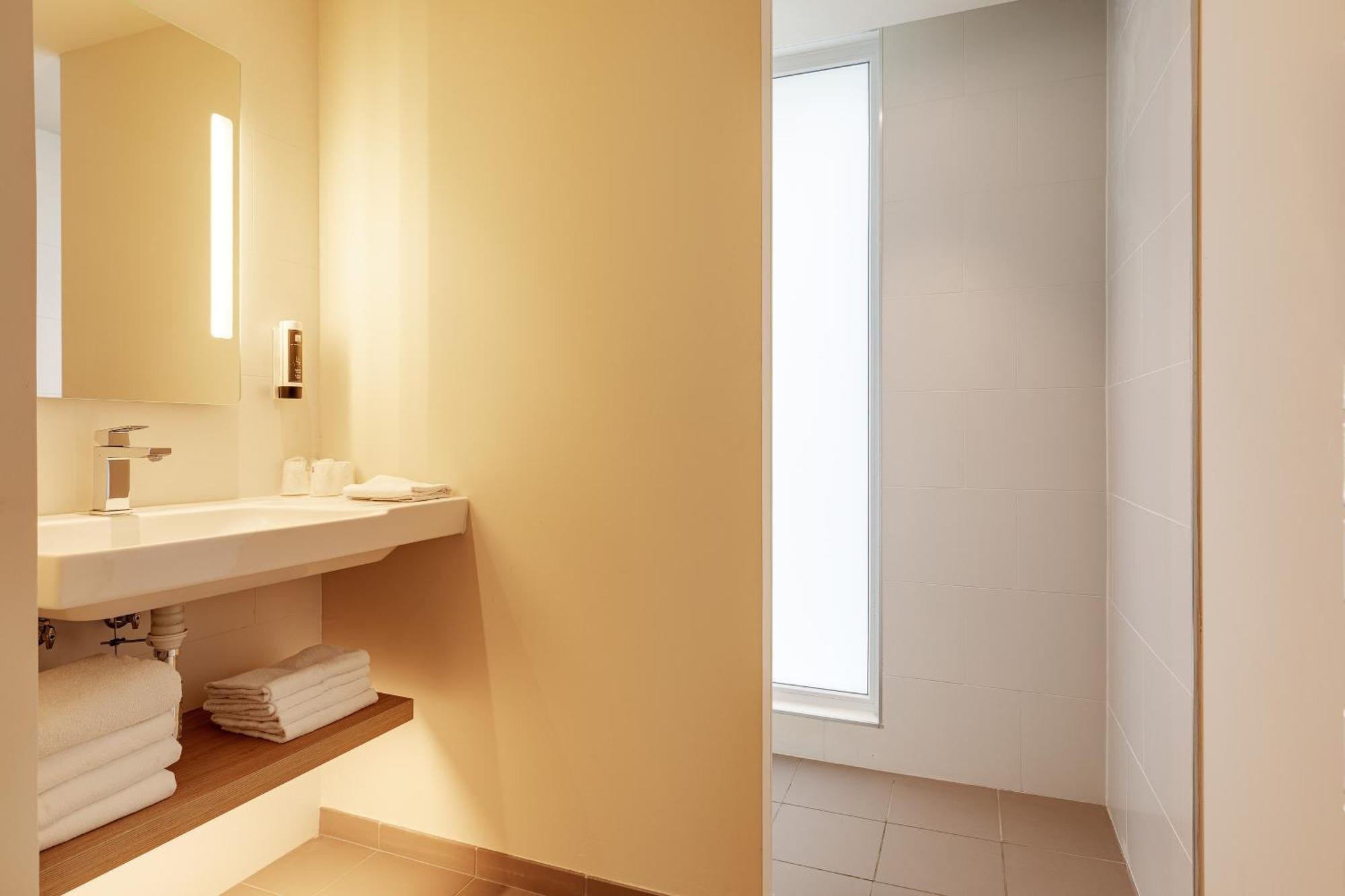 Lillenium Eurasanté Hotel Lille