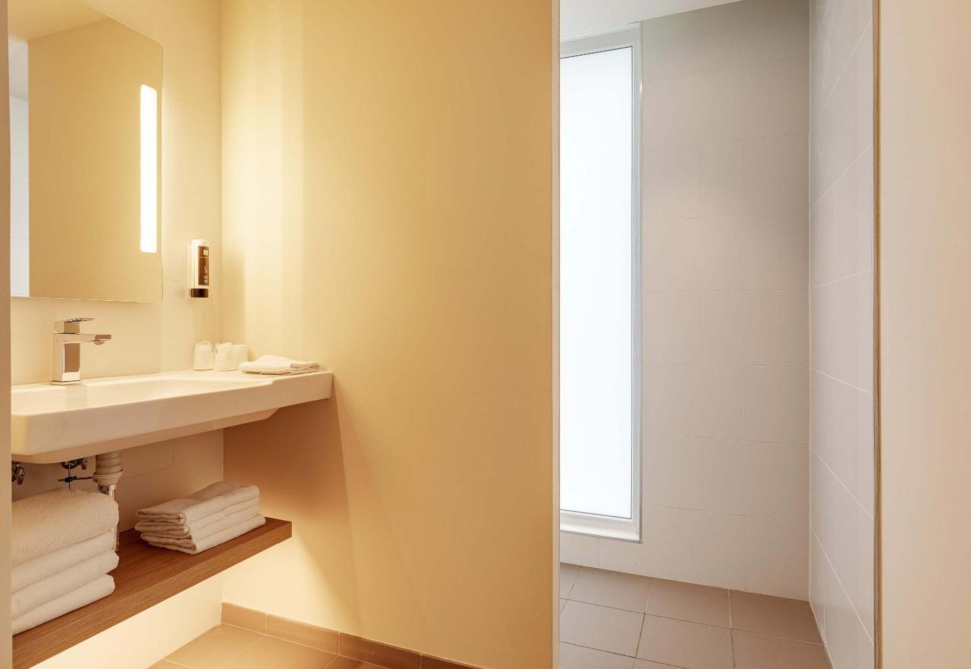 Lillenium Eurasante Hotel 3*